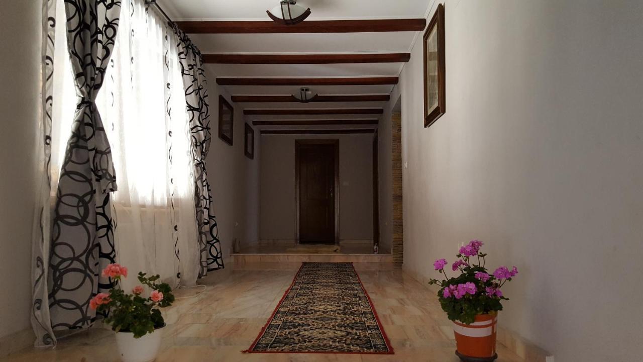 Villa Mehadica House Extérieur photo