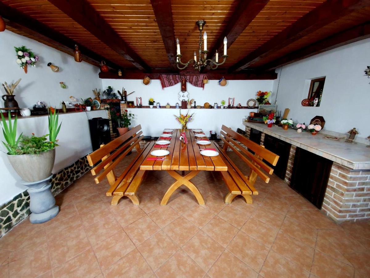 Villa Mehadica House Extérieur photo